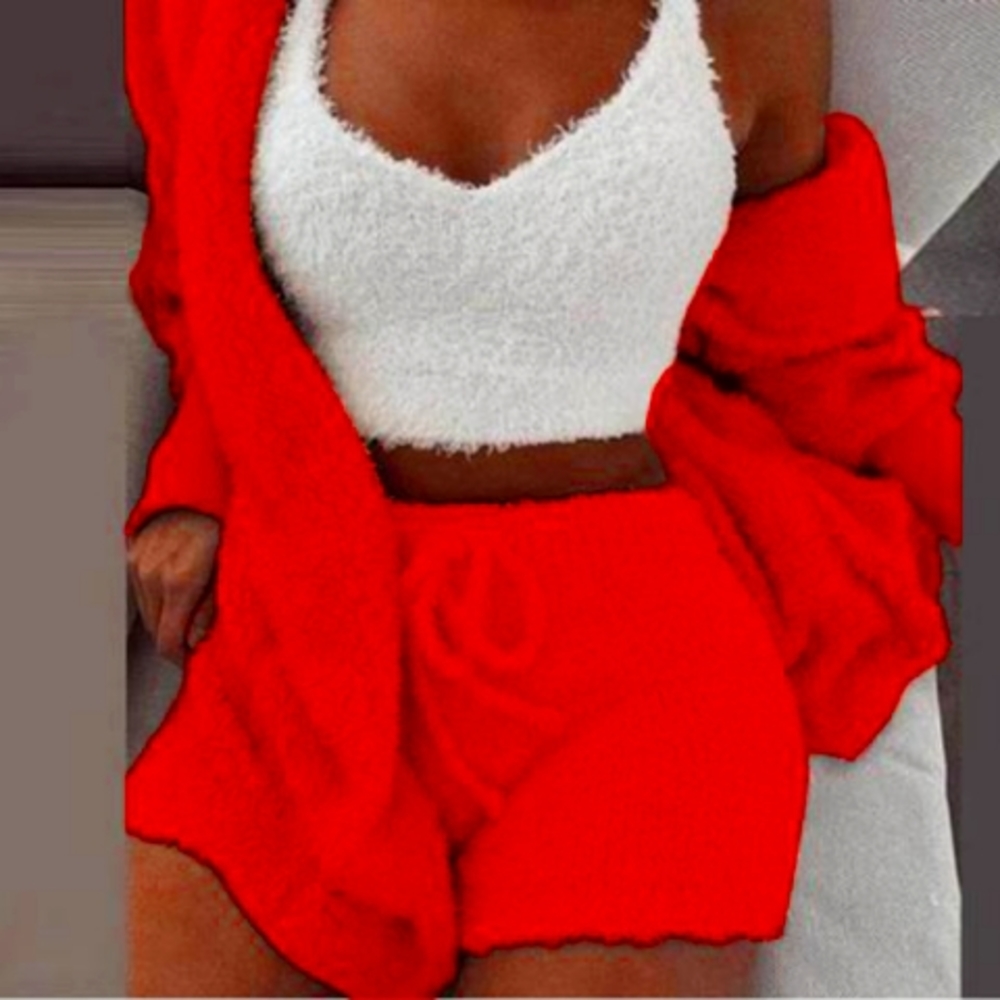 Long sleeve coat and shorts plush suit